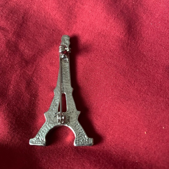 Eiffel Tower Brooch or Pin - Picture 2 of 3